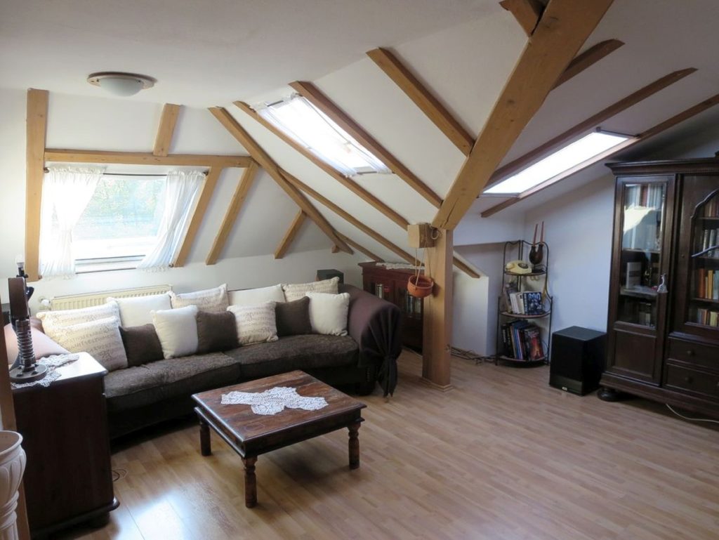 DG-04 Wohnzimmer-1