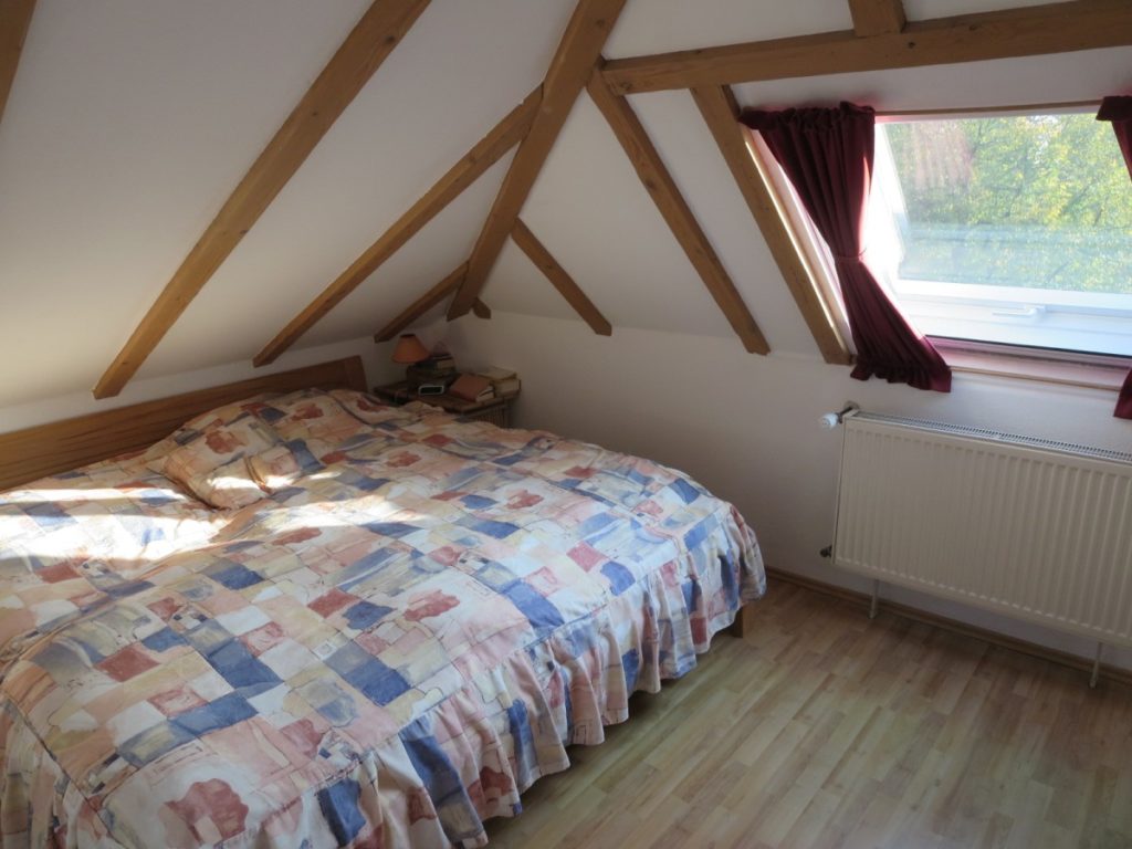 DG-06 Schlafzimmer